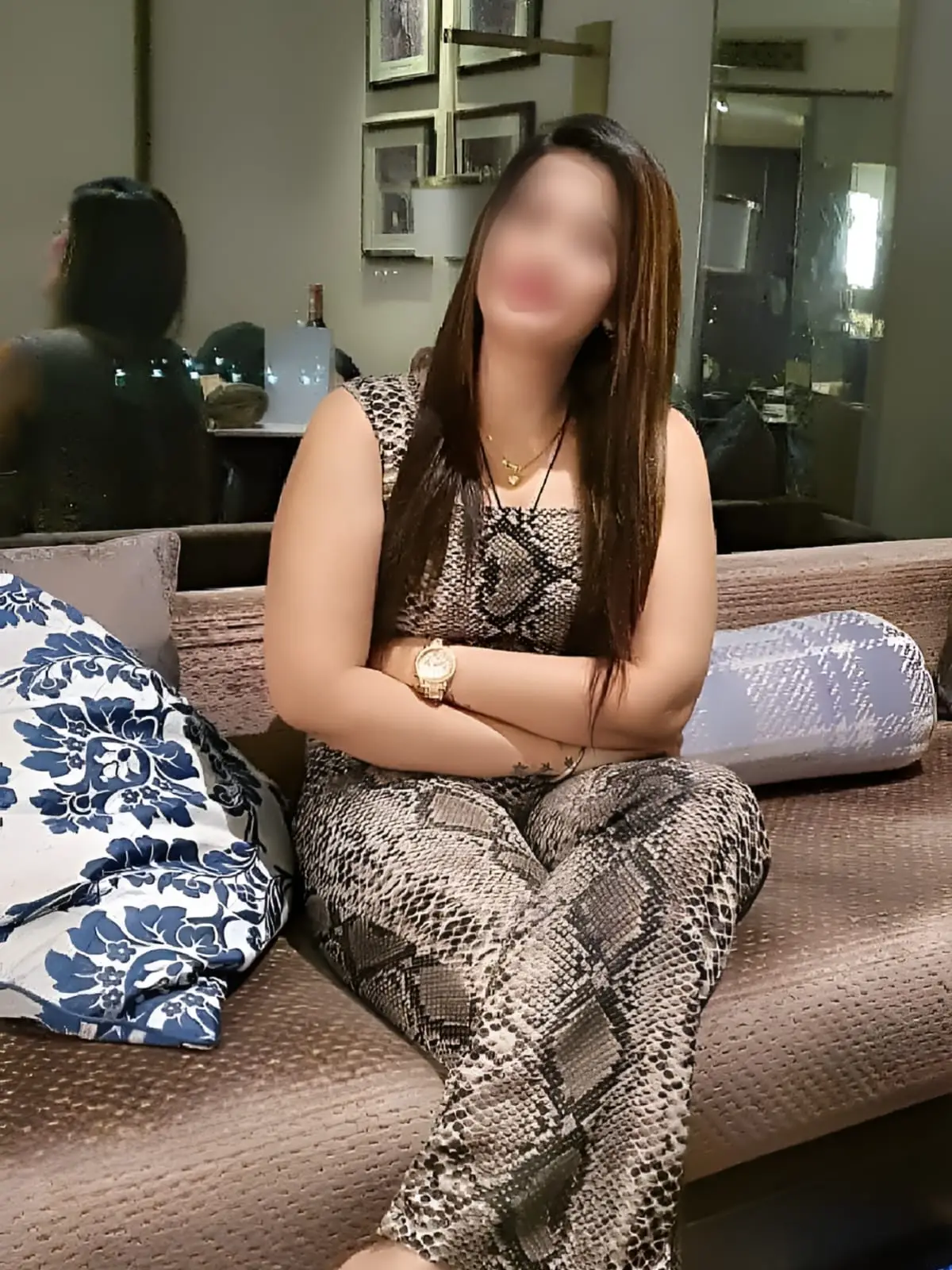 Independent call girls in Noida